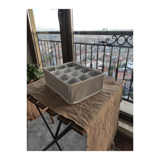 12 Bölmeli Pratik Bölmeli Çekmece Düzenleyici Organizer 12 Bölmeli Pratik Bölmeli Çekmece Düzenleyici Organizer