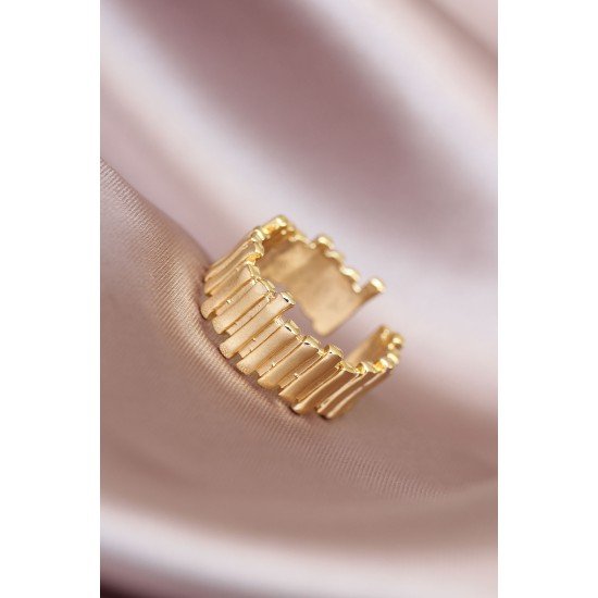 Gold Renk Metal Ayarlamalı Kadın Yüzük Gold Renk Metal Ayarlamalı Kadın Yüzük
