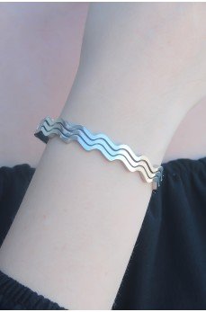 316L Kararmaz Çelik Gümüş Renk Dalga Model Kelepçe Kadın Bileklik