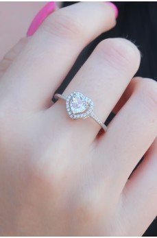 Gümüş Renk Zirkon Taşlı Kalp Model Charm Pirinç Kadın Yüzük