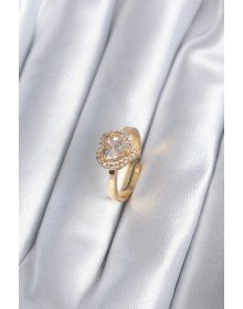 Pirinç Gold Renk Zirkon Taşlı Kalp Charm Model Kadın Yüzük