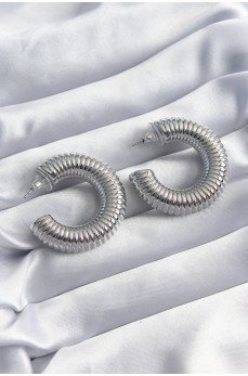 Pirinç Gümüş Renk İşleme Halka Model Kadın Küpe Pirinç Gümüş Renk İşleme Halka Model Kadın Küpe