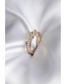 Pirinç Gold Renk Su Yolu Zirkon Taşlı Model Kadın Yüzük