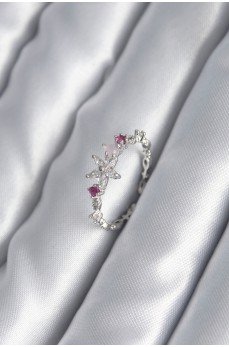 Pirinç Gümüş Renk Zirkon Taşlı Çiçek Model Pembe Zirkon Taş Detay Kadın Yüzük