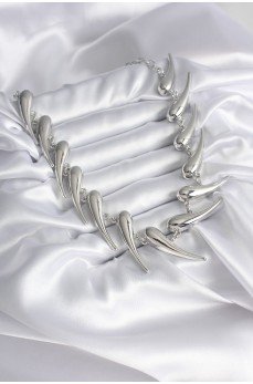 VIP Seri Özel Model Gümüş Renk Kadın Kolye VIP Seri Özel Model Gümüş Renk Kadın Kolye