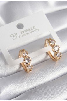 Pirinç Gold Renk Zirkon Taşı Kalp Detay Kadın Küpe Pirinç Gold Renk Zirkon Taşı Kalp Detay Kadın Küpe