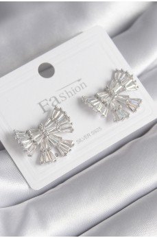 Pirinç Gümüş Renk Zirkon Taşlı Kurdele Model Kadın Küp