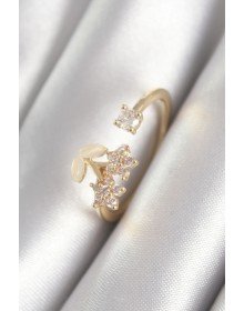 Pirinç Gold Renk Zirkon Taşlı Çiçek Model Kadın Yüzük
