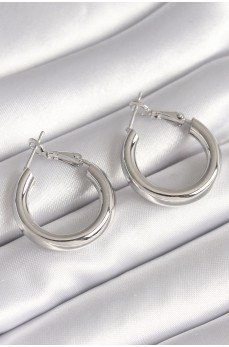 Pirinç Gümüş Renk Halka Model Kadın Küpe