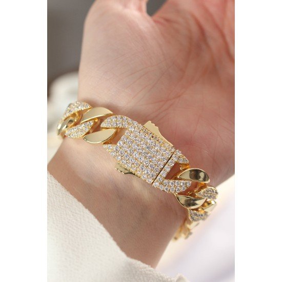 Yalaz Endüstriyel Astar 0,72 Kg Beyaz Yalaz Endüstriyel Astar 0,72 Kg Beyaz