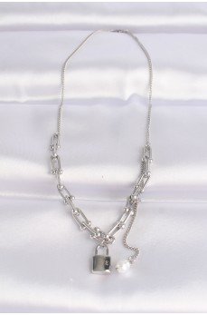 316L Çelik Zincir Gümüş Renk Zincirli Love Yazılı Kilit Kolye