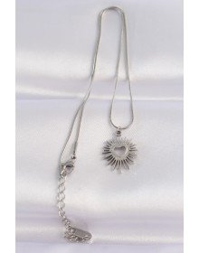 316L Çelik Zincir Gümüş Renk Kalp Güneşi Tasarımlı Kolye