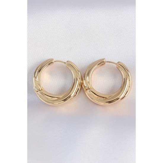 Pirinç Gold Renk Asimetrik Kıvrım Küpe