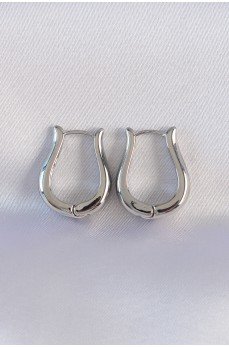 Pirinç Gümüş Renk İçi Boş Gül Küpe Pirinç Gümüş Renk İçi Boş Gül Küpe