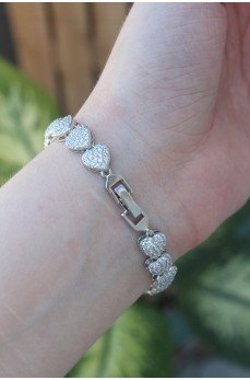 Vip Seri Pirinç Zirkon Taşlı Gümüş Renk Kalp Model Bileklik