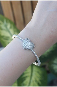 Vip Seri Pirinç Zirkon Taşlı Gümüş Renk Kalp Model Kelepçe