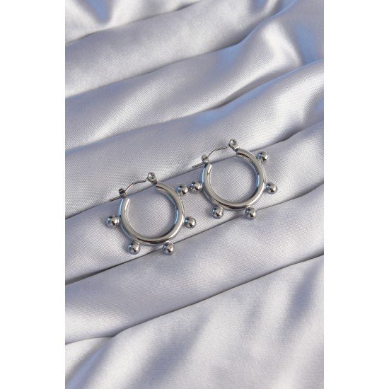 316L Çelik Gümüş Renk Topçuk Tasarımlı Oval Küpe 316L Çelik Gümüş Renk Topçuk Tasarımlı Oval Küpe