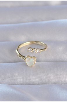 Pirinç Gold Renk Zirkon Taşlı Sedefli Kalp Model Ayarlanabilir Yüzük Pirinç Gold Renk Zirkon Taşlı Sedefli Kalp Model Ayarlanabilir Yüzük
