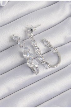 Pirinç Gümüş Renk Damla Zirkon Taş Tasarımlı Küpe