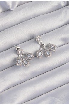 Pirinç Gümüş Renk Zirkon Taşlı Geometrik Model Küpe Pirinç Gümüş Renk Zirkon Taşlı Geometrik Model Küpe