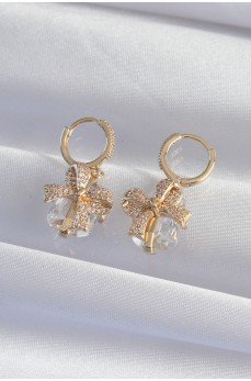 Pirinç Gold Renk İri Zirkon Taşlı Fiyonk Model Halka Küpe Pirinç Gold Renk İri Zirkon Taşlı Fiyonk Model Halka Küpe