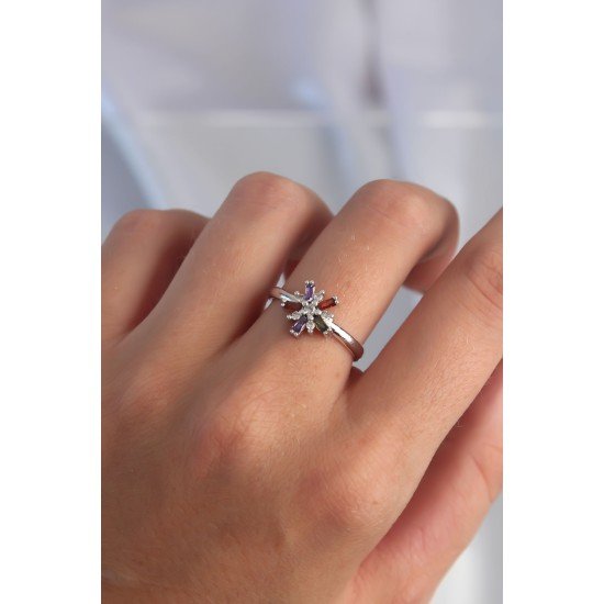 Pirinç Gümüş Renk Renkli Zirkon Taşlı Ayarlamalı Yüzük Pirinç Gümüş Renk Renkli Zirkon Taşlı Ayarlamalı Yüzük