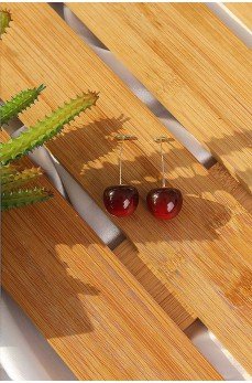 Gold Renk Kiraz Model Kadın Küpe