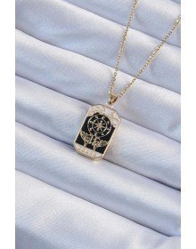 316L Çelik Zincir Altın Renk İşlemeli Siyah Mineli Tarot Kolye