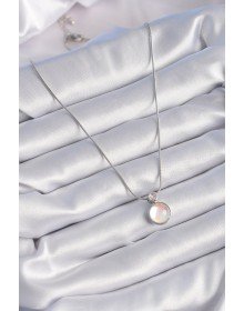 316L Çelik Gümüş Renk Beyaz Sedefli Vintage Model Kadın Kolye