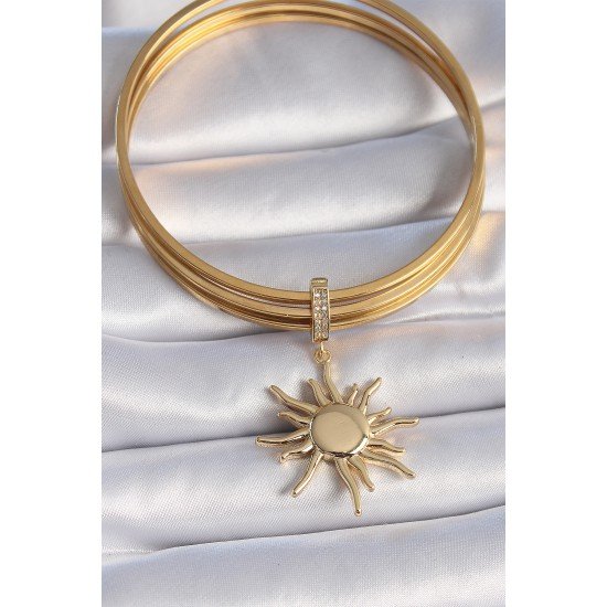 Pirinç Gold Renk Zirkon Taş Detaylı Güneş Model Ajda Charm Pirinç Gold Renk Zirkon Taş Detaylı Güneş Model Ajda Charm
