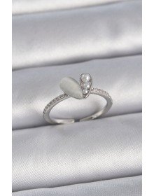 Pirinç Gümüş Renk Ayarlanabilir Zirkon Taşlı İncili Beyaz Mineli Kalp Model Kadın Yüzük