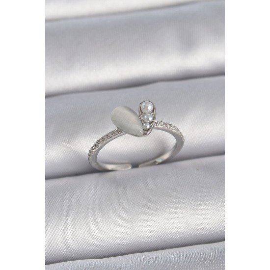 Pirinç Gümüş Renk Ayarlanabilir Zirkon Taşlı İncili Beyaz Mineli Kalp Model Kadın Yüzük