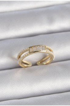 Pirinç Gold Renk Ayarlanabilir Sıralı İncili Zirkon Taş Detaylı Kadın Yüzük Pirinç Gold Renk Ayarlanabilir Sıralı İncili Zirkon Taş Detaylı Kadın Yüzük