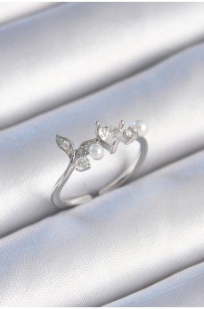 Pirinç Gümüş Renk Zirkon Taşlı Kalp Yaprak Model İnci Detay Kadın Yüzük