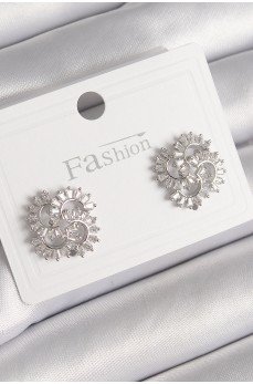 Pirinç Gümüş Renk Zirkon Taşlı Yonca Model Kadın Küpe