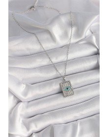 316L Çelik Gümüş Renk Zirkon Taşlı Göz İşleme Detaylı Plaka Model Kadın Kolye