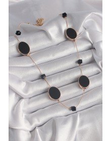 Pirinç Gold Renk Siyah Renk Oval Siyah Küp Detay Kadın Kolye