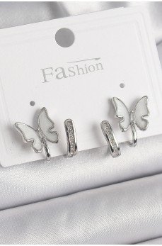 Pirinç Gümüş Renk Zirkon Taş Detaylı Beyaz Sedefli Kelebek Model Kadın Küpe