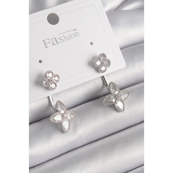 Pirinç Gümüş Renk Zirkon Taşlı Yonca Model Kadın Küpe Pirinç Gümüş Renk Zirkon Taşlı Yonca Model Kadın Küpe