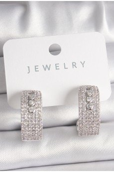 Pirinç Gümüş Renk Zirkon Taşlı Halka Messika Model Kadın Küpe Pirinç Gümüş Renk Zirkon Taşlı Halka Messika Model Kadın Küpe