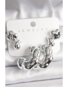 Gümüş Renk Yonca Damla Halka Model CCB Plastik Kadın Küpe Seti
