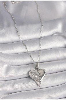 316L Çelik Gümüş Renk Zincir Zirkon Taşlı Kırık Kalp Model Kadın Kolye