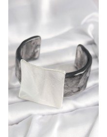 Siyah Mermer Desen Akrilik Plastik Gümüş Kare Plaka Model Vintage Kadın Bilezik