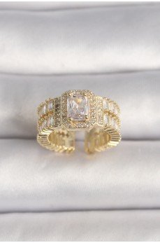 Pirinç Gold Renk Ayarlanabilir Baget Zirkon Taş Model Kadın Yüzük Pirinç Gold Renk Ayarlanabilir Baget Zirkon Taş Model Kadın Yüzük