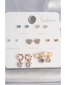 Pirinç Gold Renk Zirkon Taşlı Kalp Beyaz Mineli Fiyonk Figür 7 Çift Kadın Küpe Seti