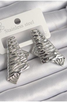 Pirinç Gümüş Renk İşleme Detaylı Katlanmış Kare Plaka Model Kadın Küpe Pirinç Gümüş Renk İşleme Detaylı Katlanmış Kare Plaka Model Kadın Küpe