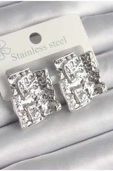 Pirinç Gümüş Renk İşlemeli Kare Plaka Model Kadın Küpe