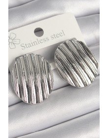 Pirinç Gümüş Renk Sallantı İşlemeli Daire Plaka Model Kadın Küpe