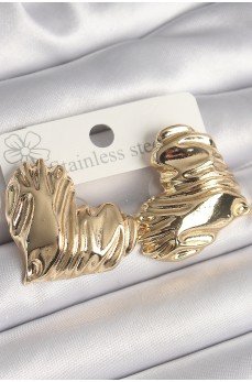 Pirinç Gold Renk İşlemeli Kalp Model Kadın Küpe Pirinç Gold Renk İşlemeli Kalp Model Kadın Küpe