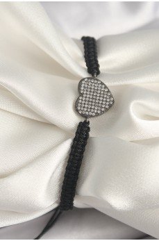 Pirinç Füme Renk Zirkon Taşlı Kalp Figür Asansörlü Makrome Model Kadın Bileklik Pirinç Füme Renk Zirkon Taşlı Kalp Figür Asansörlü Makrome Model Kadın Bileklik